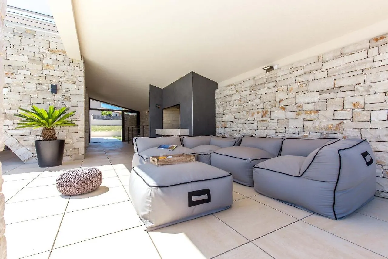Villa Dvo Nedescina Croatia