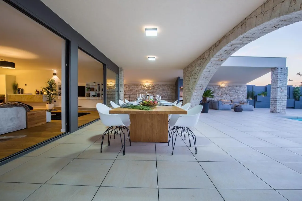 Villa Dvo Nedescina 0*,  Croatia