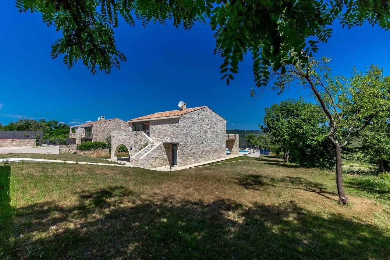 Villa Dvo Nedescina