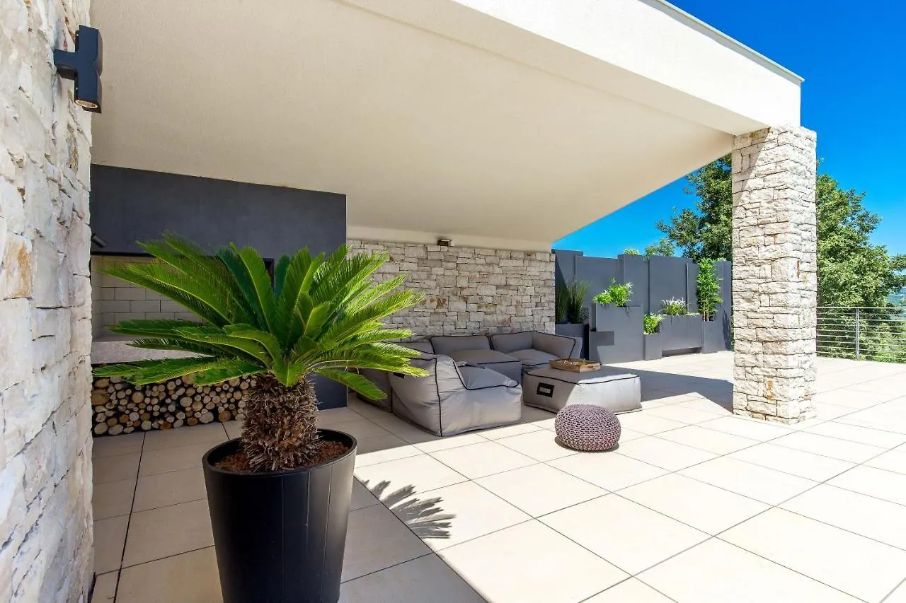 Villa Dvo Nedescina Croatia