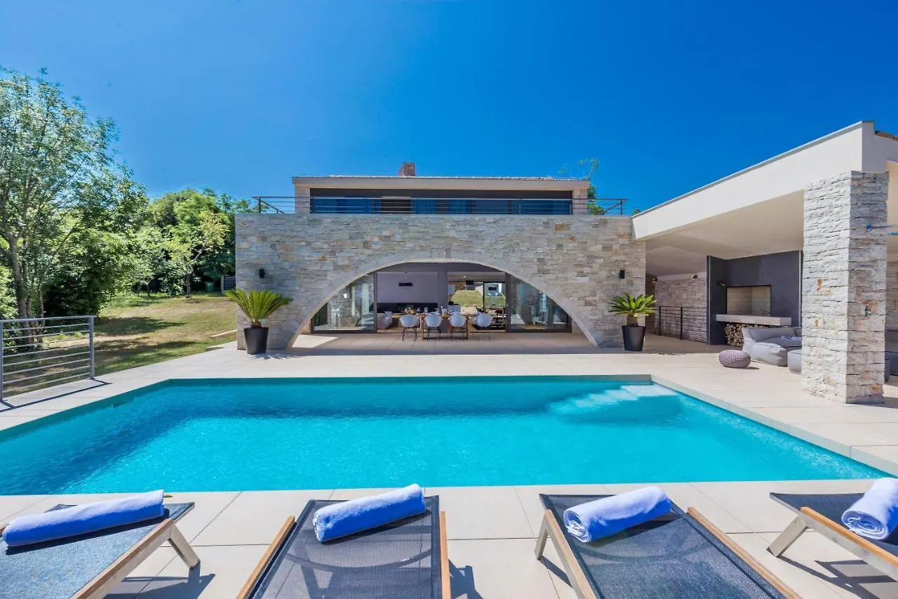 Villa Dvo Nedescina Croatia